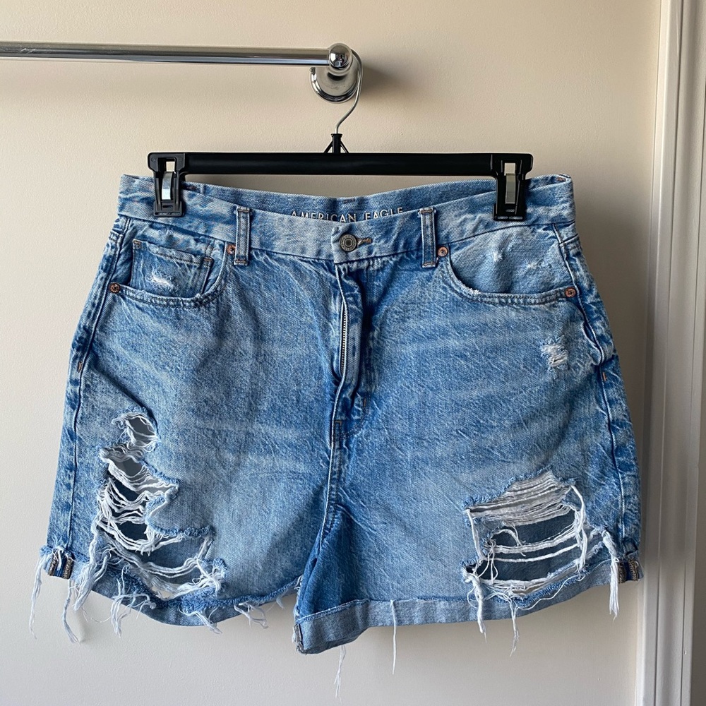 American Eagle Mom Jean Shorts